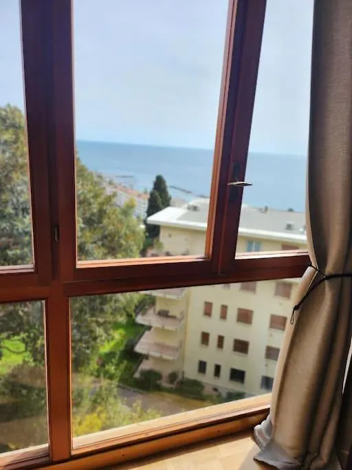 Oli Apartment With Panoramic Sea View Sanremo Italy